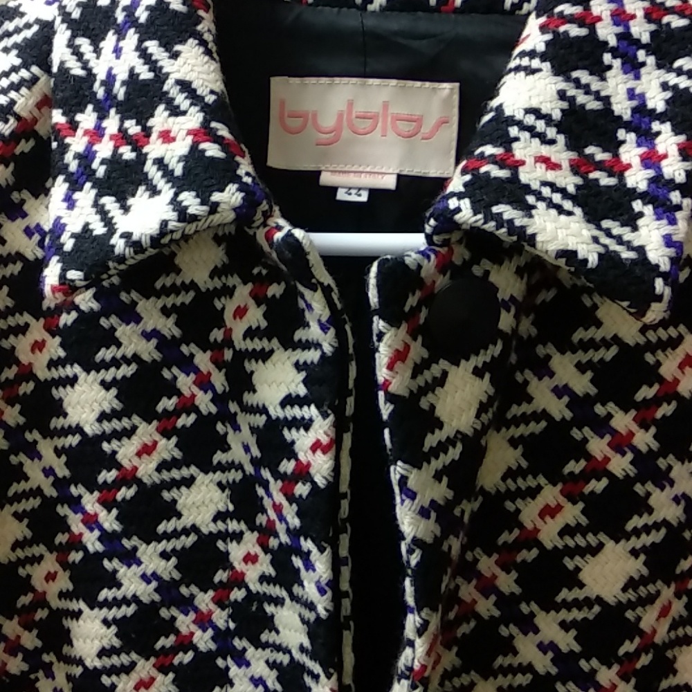 Jacket - Picture 2 of 6